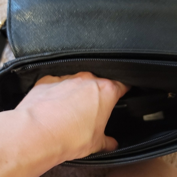 EST. 1946 women's purse. - Picture 9 of 15